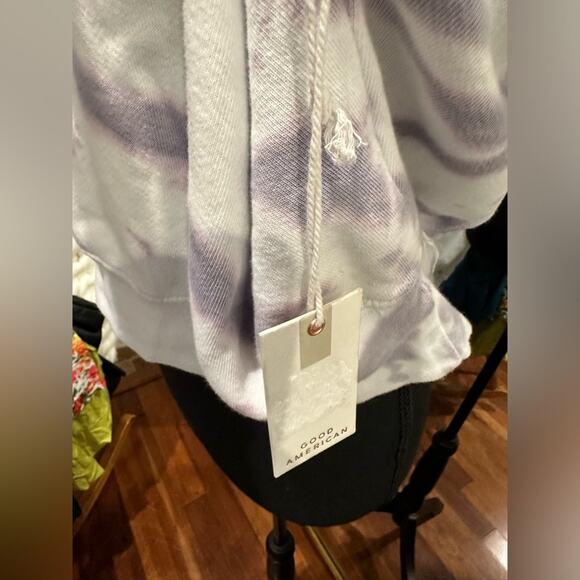 Good American Cropped & Cool Hoodie - Picture 9 of 12